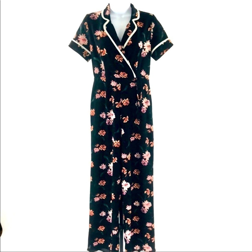 Monteau Black and pink Floral jumper wrapped M